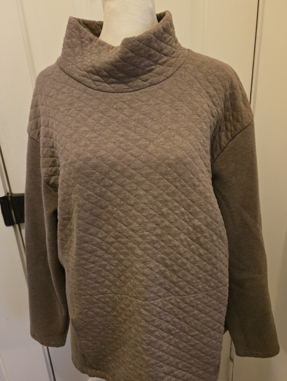 L.L. Bean Women's VentureSoft Quilted Funnelneck Pullover Brown XL